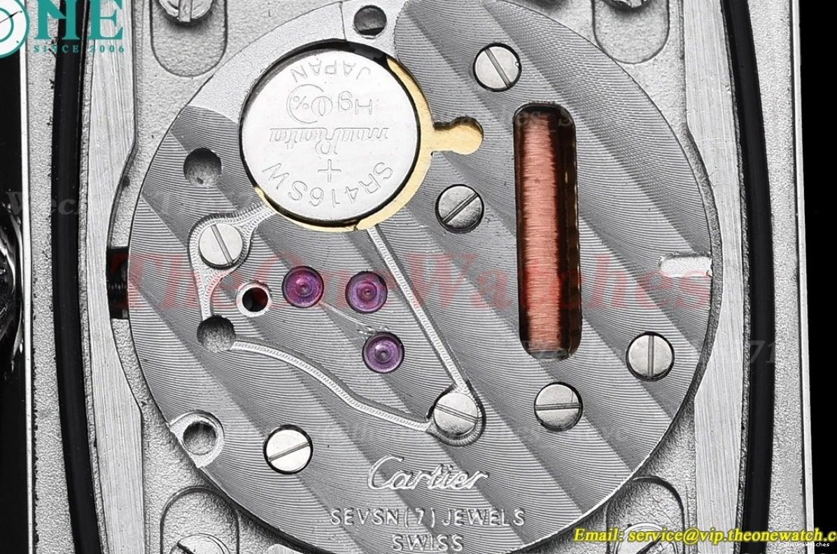 White Bezel Diamond Dial Quartz Must Bracelet K11F On SS Tank Small 0111